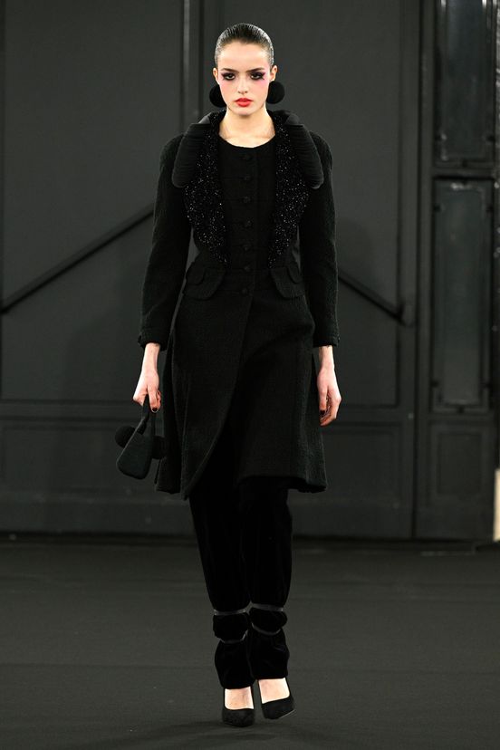 woman<br>FW24