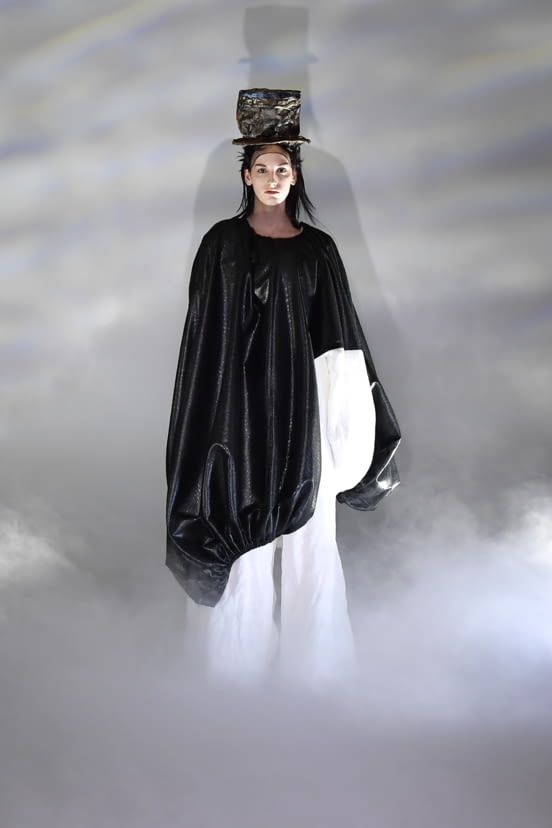 woman<br>FW21