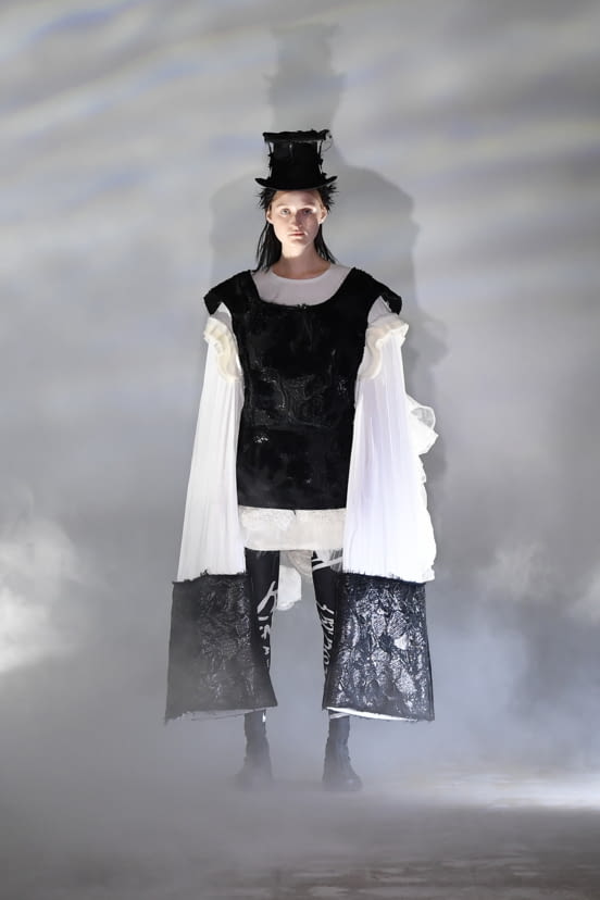 woman<br>FW21