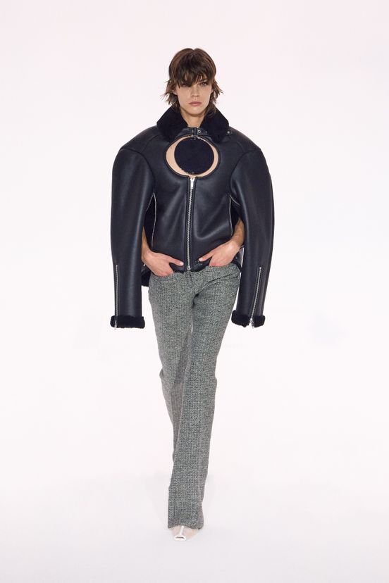 woman<br>FW23