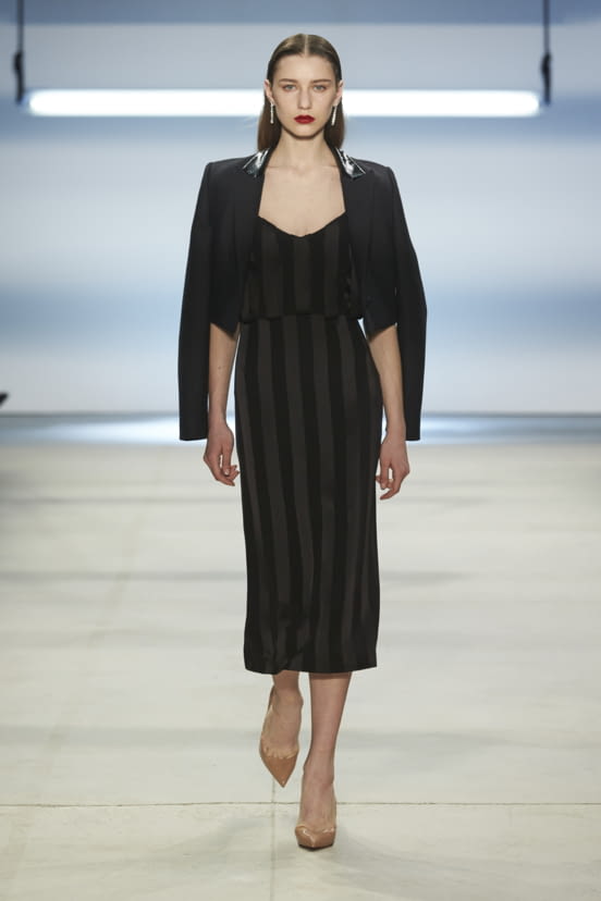 woman<br>FW16