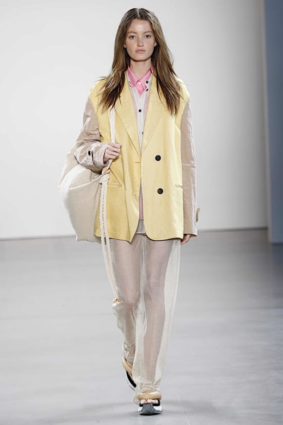 woman<br>SS20