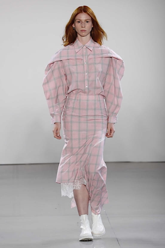 woman<br>SS20