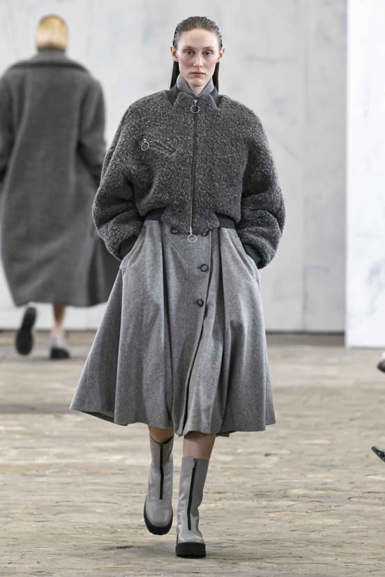 woman<br>FW20