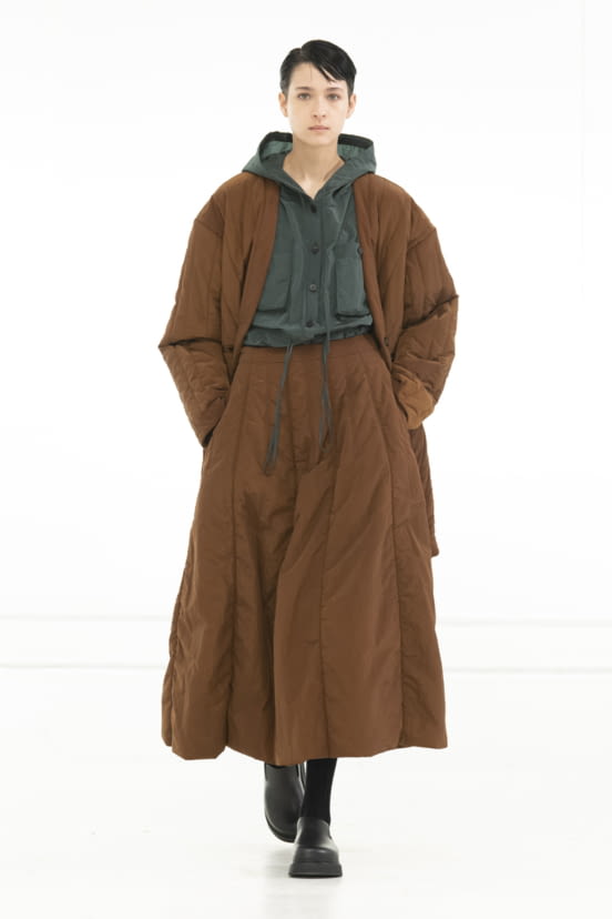 woman<br>FW22