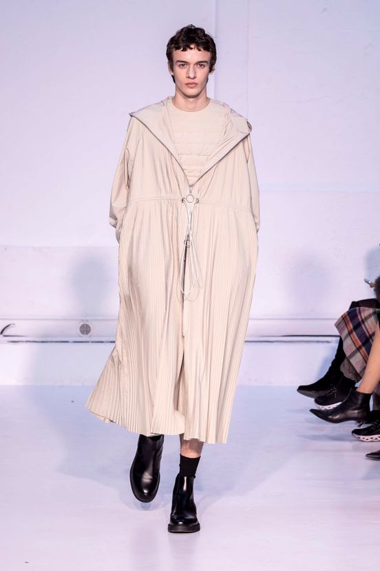 woman<br>FW23