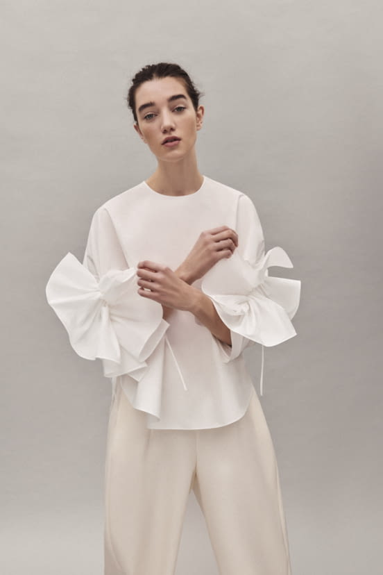 woman<br>PF19