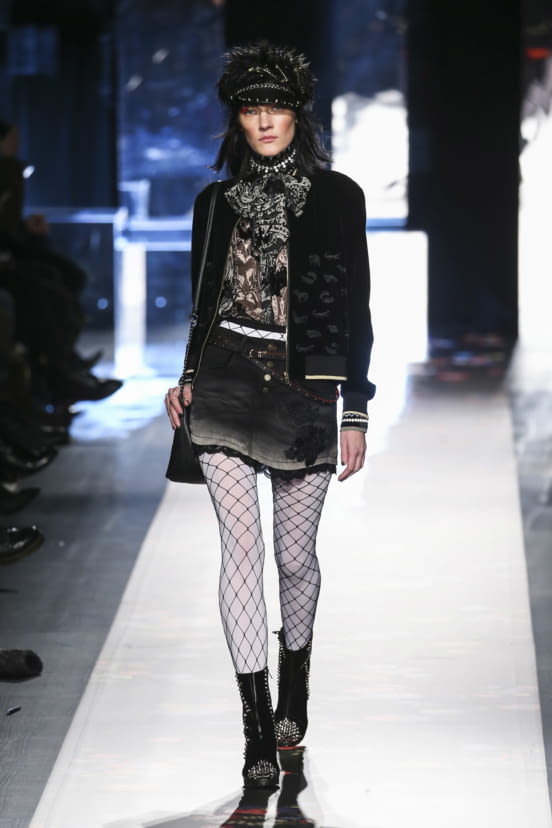 woman<br>F/W 17