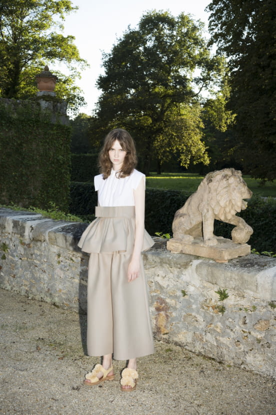 woman<br>SS22