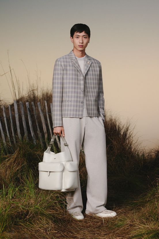 man<br>Resort 2025