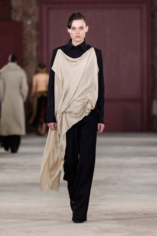 woman<br>FW26
