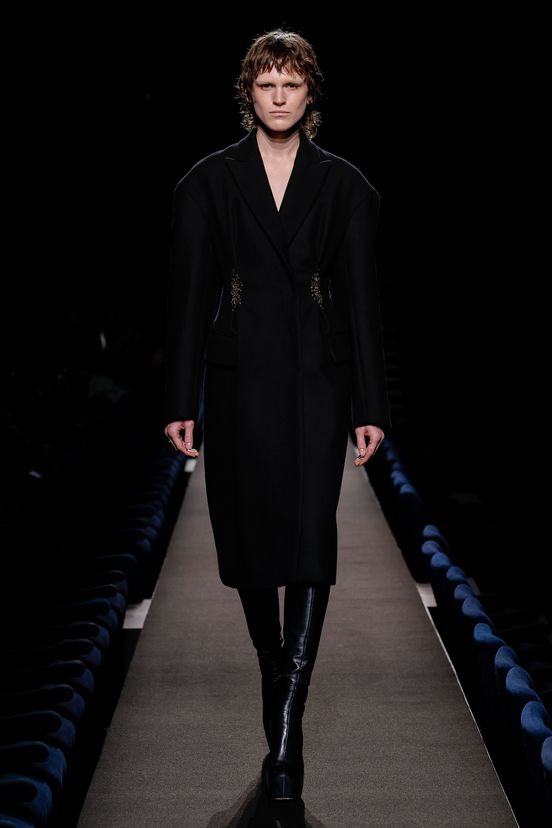 woman<br>FW23