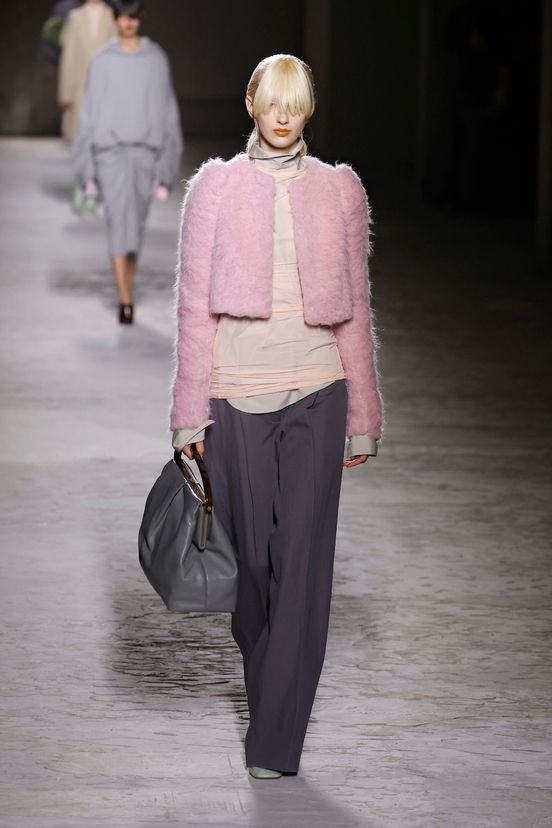 woman<br>FW24