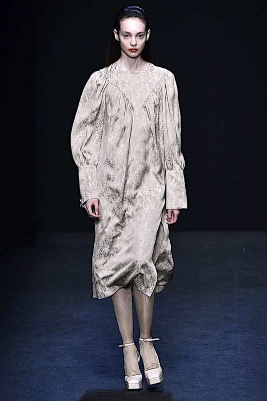 woman<br>FW20