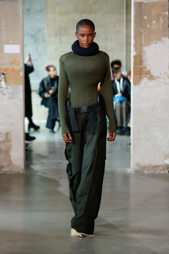 woman<br>FW23