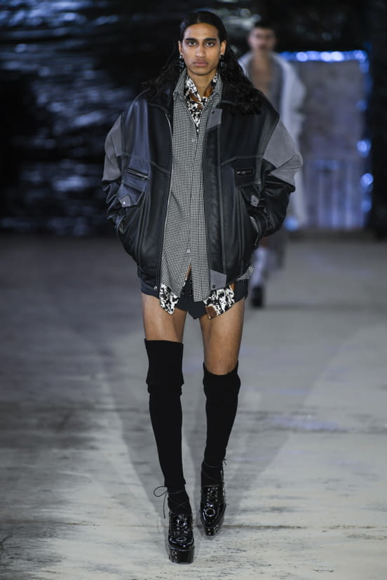 woman<br>FW22