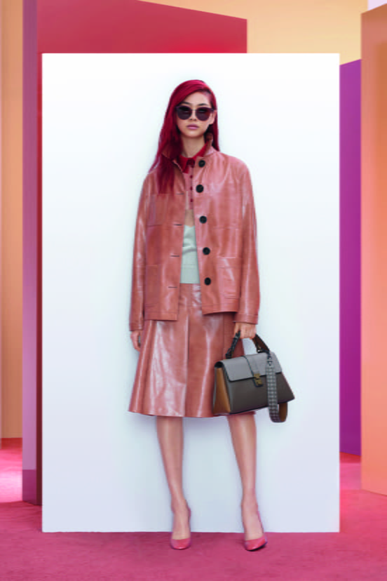 woman<br>PF18
