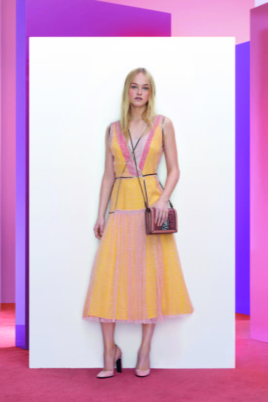 woman<br>PF18