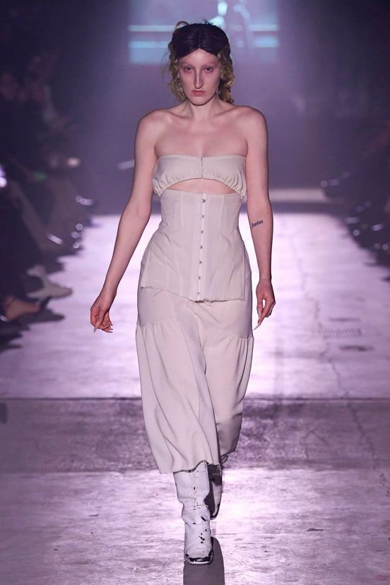 woman<br>FW23