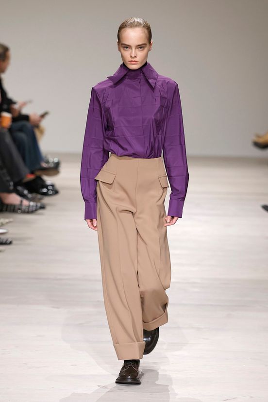 woman<br>FW25