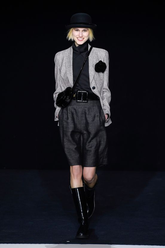 woman<br>FW23