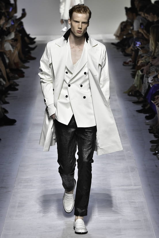 woman<br>SS19