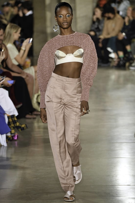 woman<br>SS19