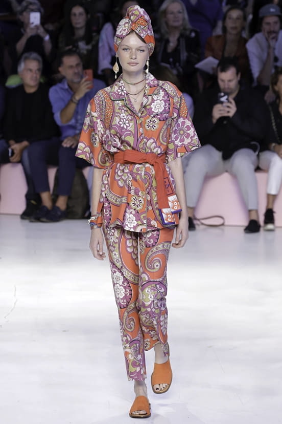 woman<br>SS19