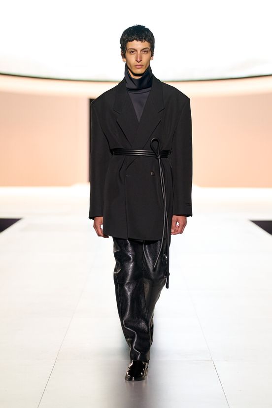 woman<br>FW23