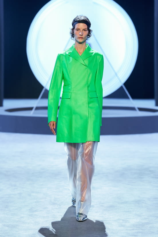 woman<br>FW21