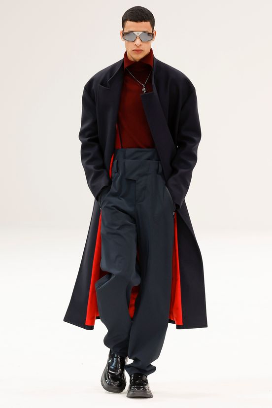 woman<br>FW23