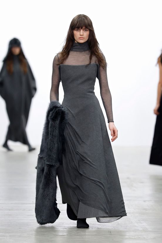 woman<br>FW26