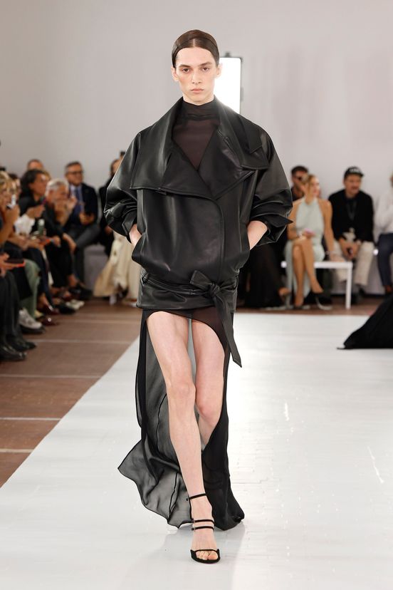 asymmetrical