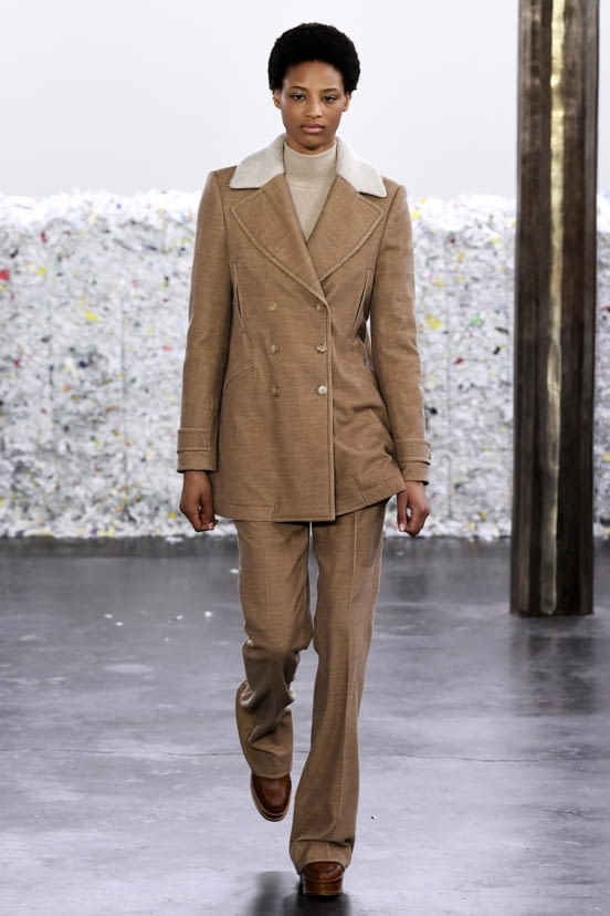 woman<br>FW20