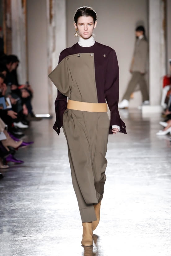 woman<br>FW18