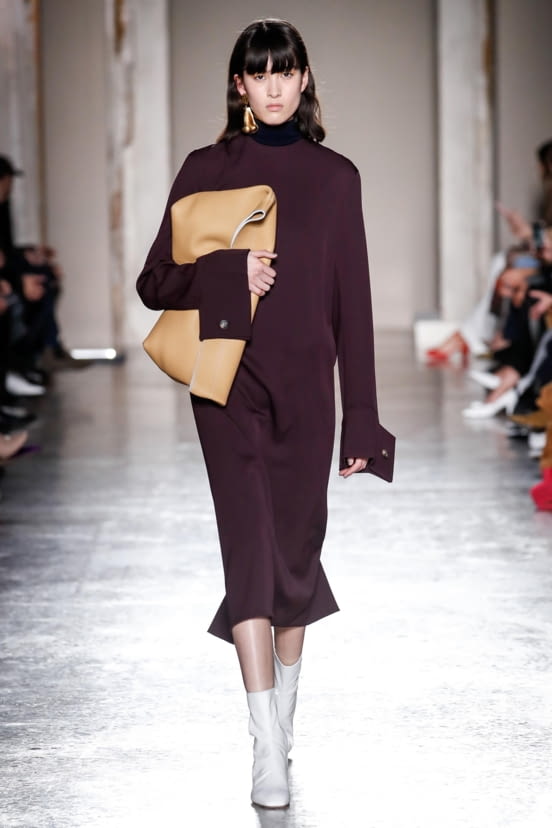 woman<br>FW18