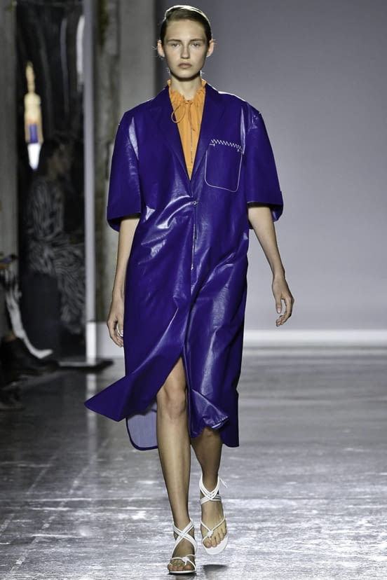 woman<br>SS19