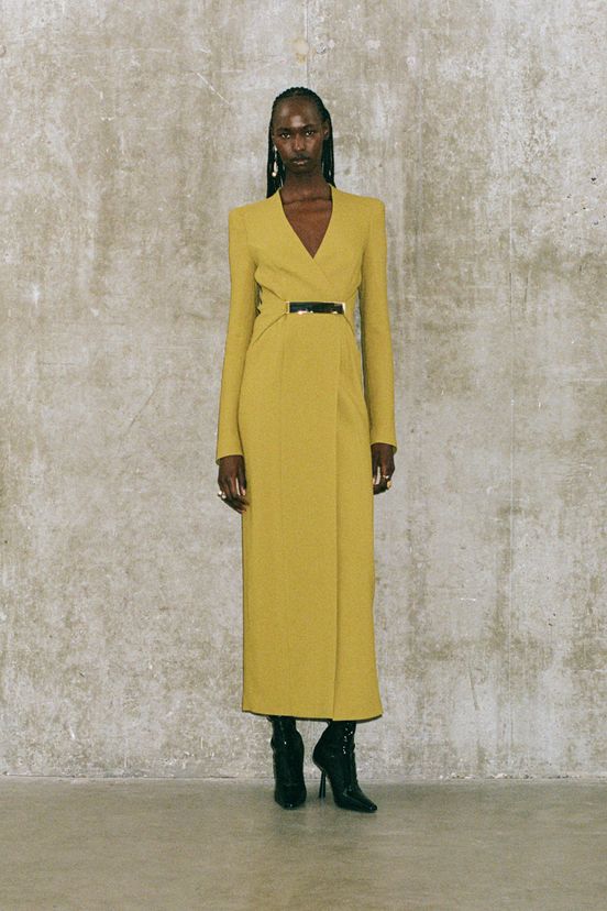 woman<br>Resort 2025