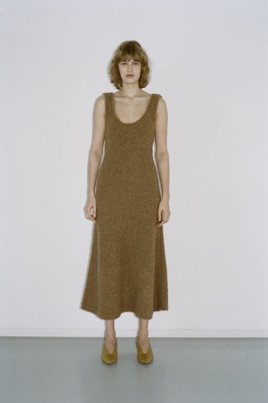 woman<br>FW21