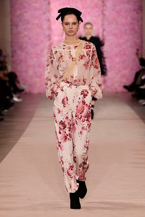 woman<br>FW20