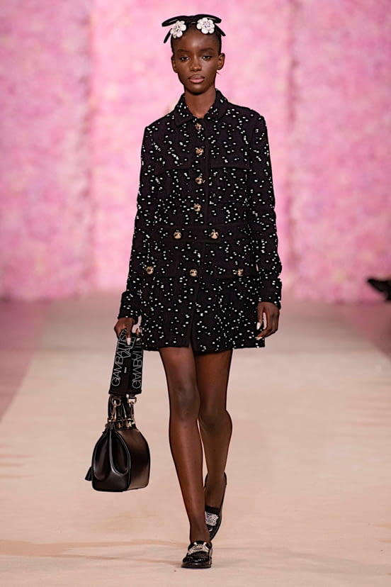 woman<br>FW20