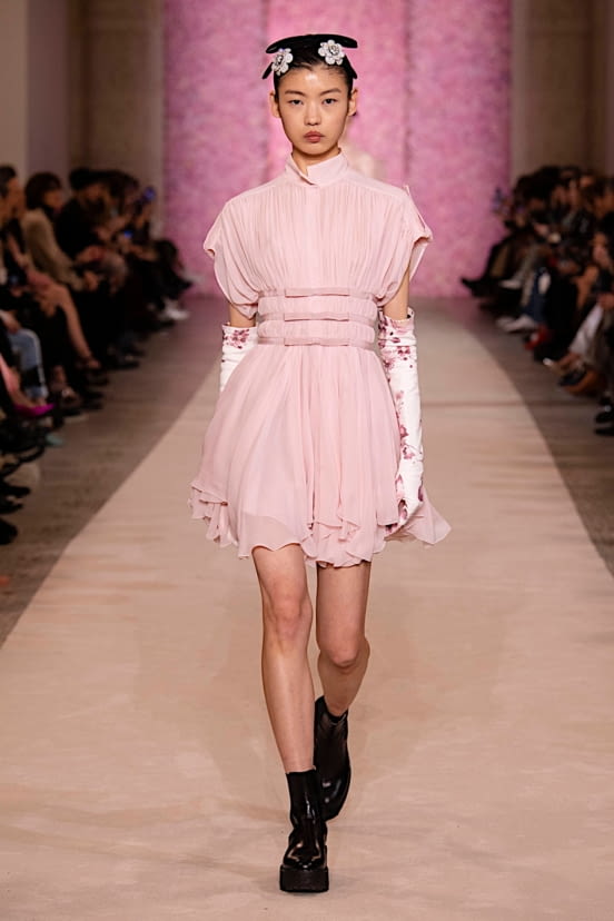 woman<br>FW20