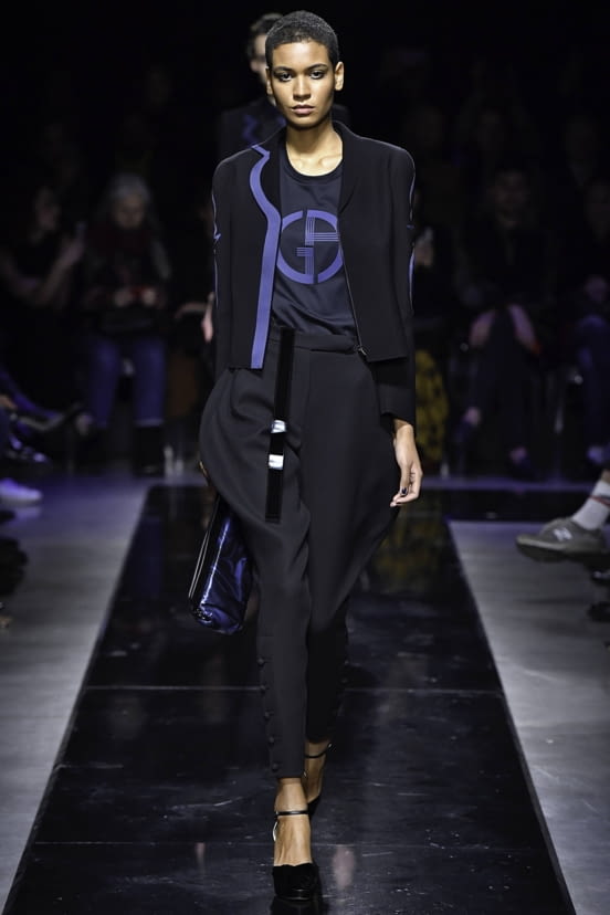 woman<br>FW19