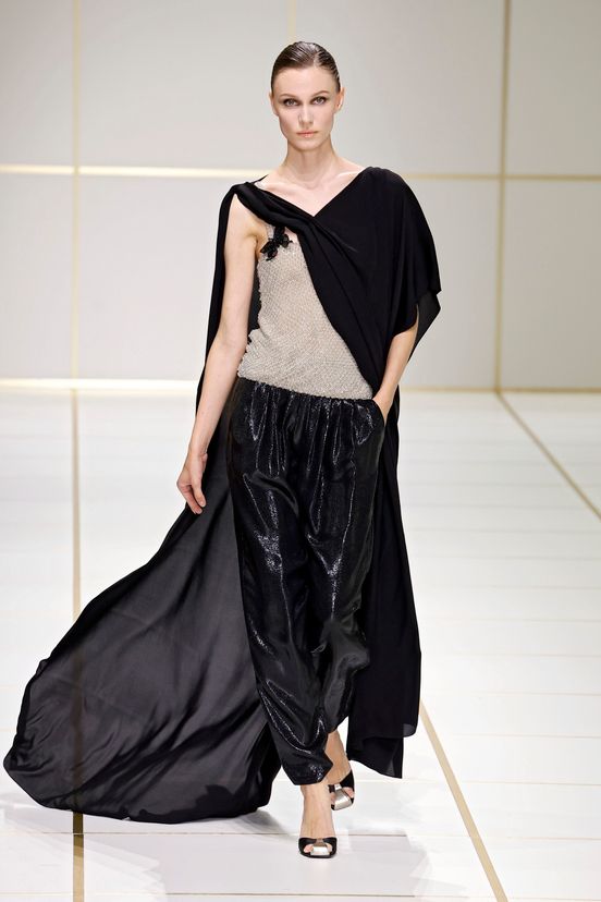 asymmetrical