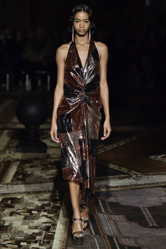 woman<br>FW19