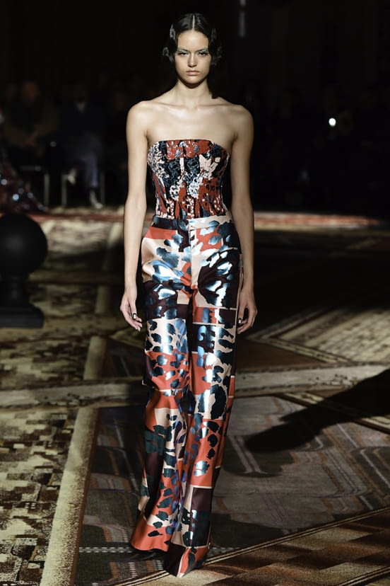 woman<br>FW19