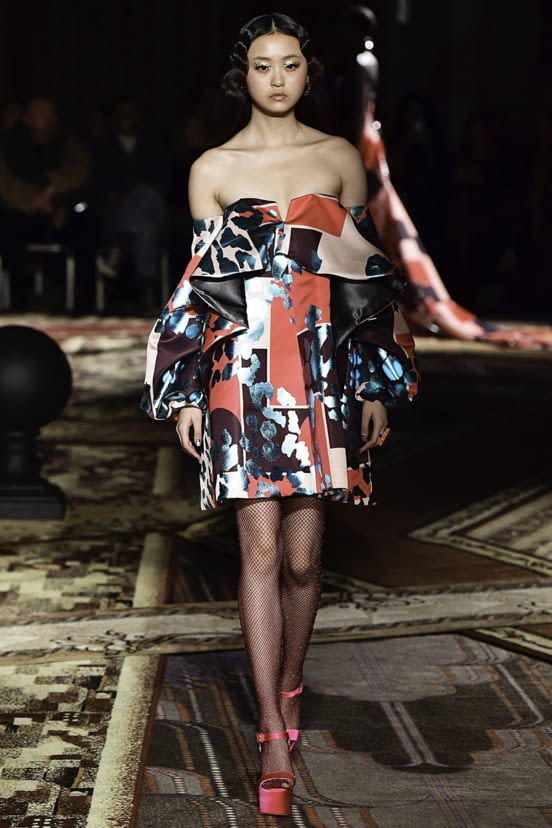 woman<br>FW19