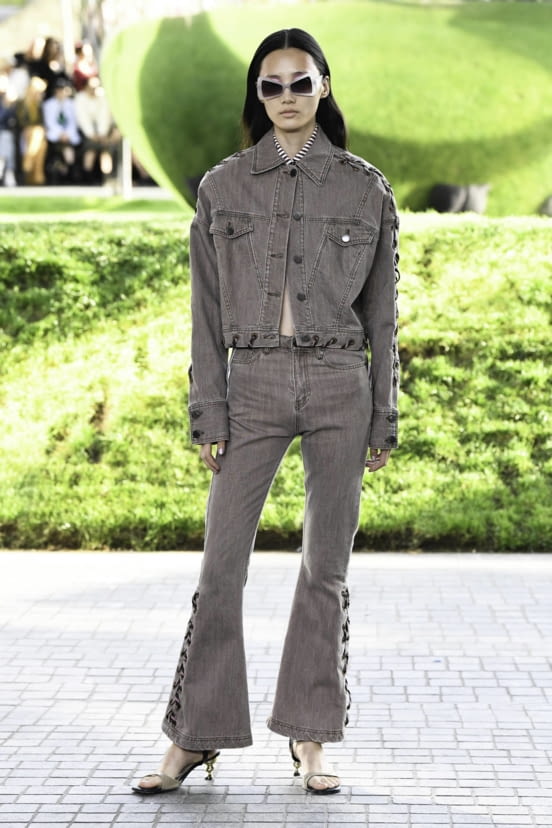 woman<br>SS20