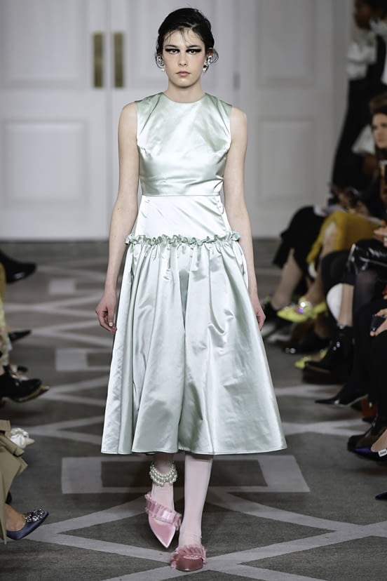 woman<br>FW19