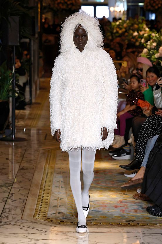 woman<br>FW25